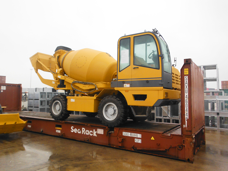 XCMG Manufacturer SLM4 3.5m3 Mobile Self Loading Concrete Mixer with Pump