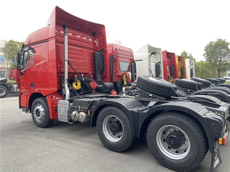 XCMG Band 50 Ton New Tractor Trucks 6*4 371hp Trailer Truck Tractor XGA4250D2WC For Sale