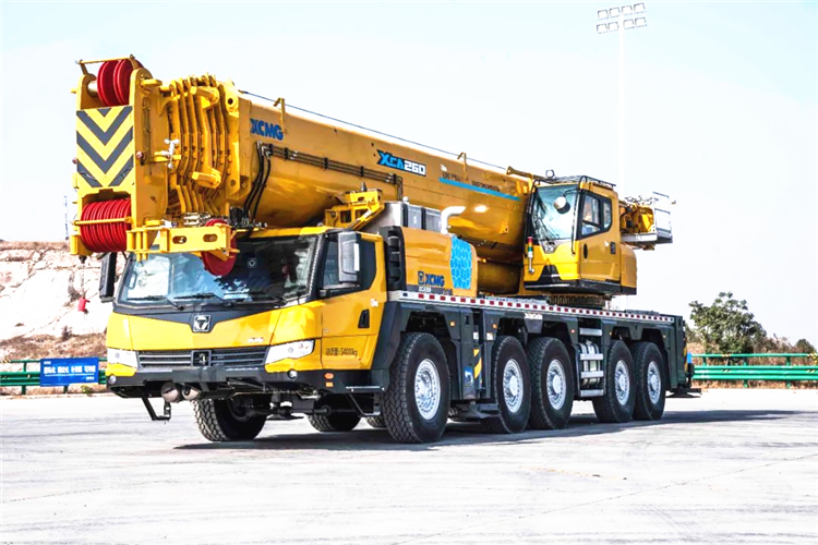 XCMG Official 260 Ton All-terrain Crane XCA260 China New Mobile Truck Crane