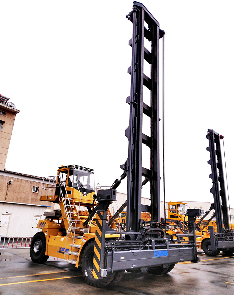 XCMG 9 Ton Empty Container Handler Reach Stacker Crane China Porting Machine XCH90 Price