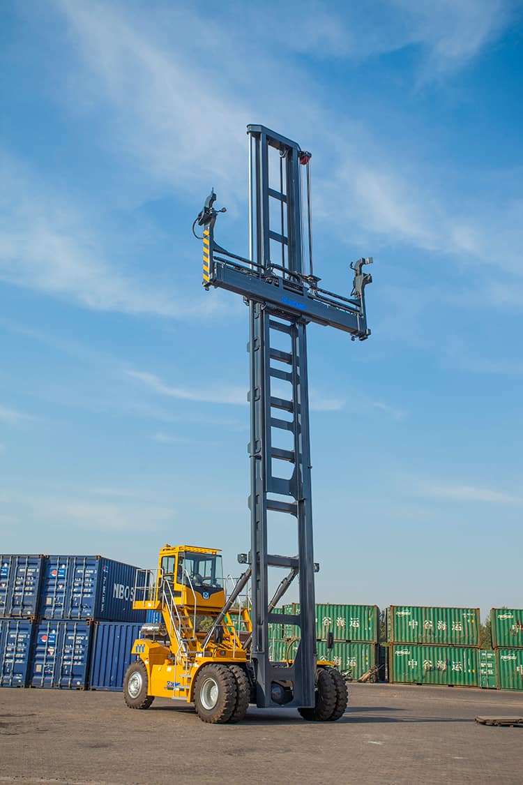 XCMG official 9 ton container reach stacker XCH908K empty container handler container crane loader