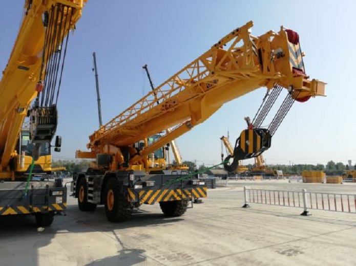 XCMG 30t hot sale small truck crane for pickup XCR30