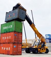 XCMG Electric Reach Stacker 45 Ton China Container Stacker Crane XCS4531EK For Sale