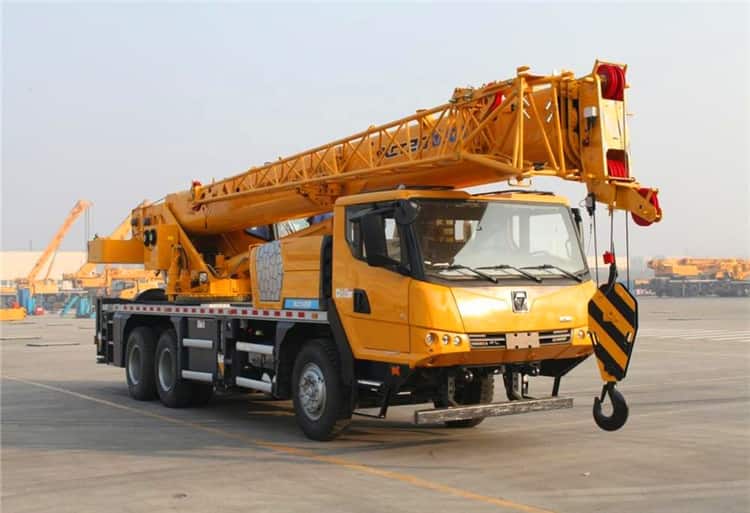 XCMG Official 20 ton truck cranes XCT20L5 China telescopic boom mobile crane truck price