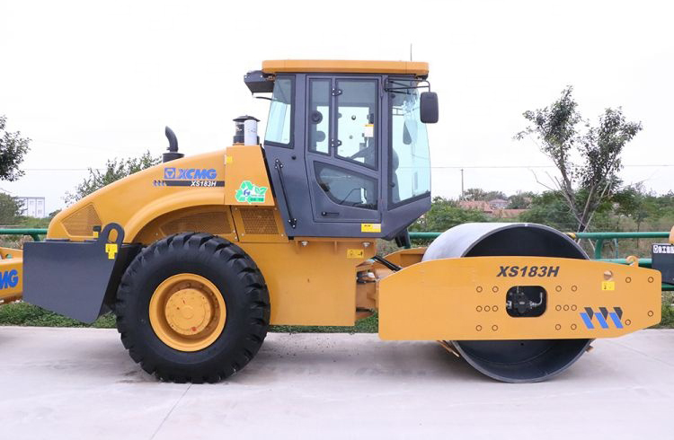 XCMG Official XD123 double drum vibratory road roller 12 ton compactor machine price