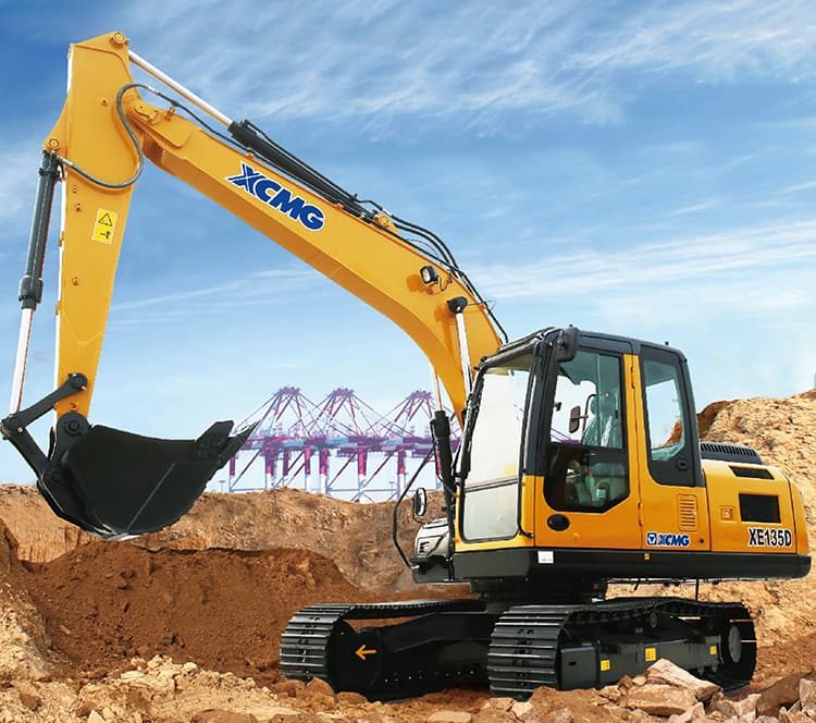 XCMG official 13.5ton mini hydraulic crawler excavator XE135D excavator equipment price