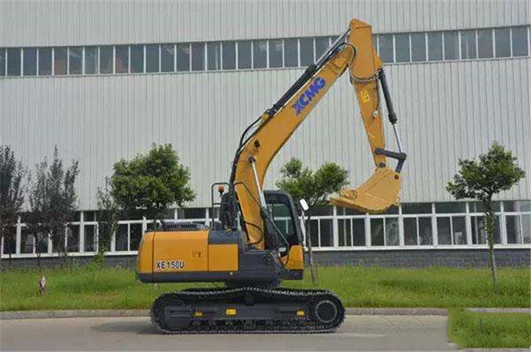 XCMG 15 Ton Small Excavator Crawler Chinese Rock Breaker Excavator XE150U With Accessory Price