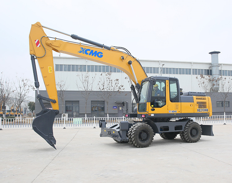 XCMG Wheel Excavator Hydraulic Excavators 21 ton Chinese Excavator Digger XE210WB Price