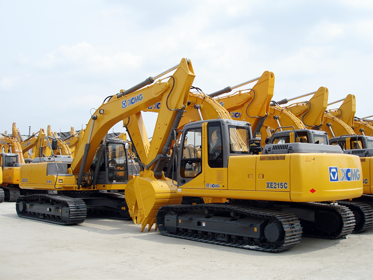 XCMG Official 21 ton Crawler Excavators China XE215 Excavator With High Quality Engine