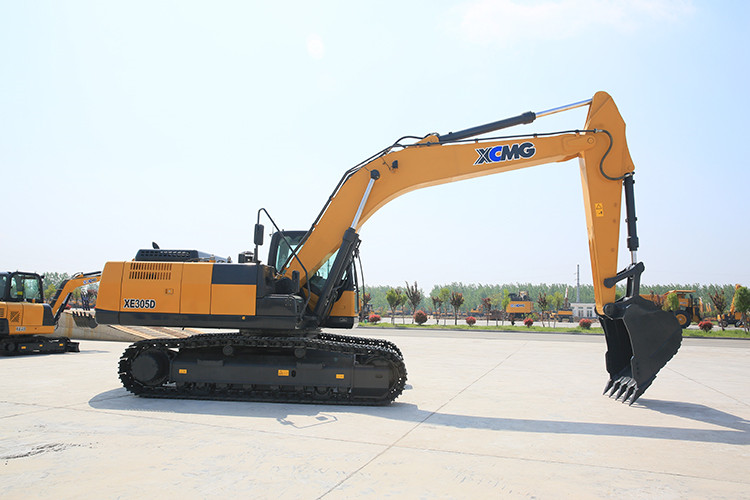 XCMG Excavator Machine 30 Ton Mining Excavator XE305D With Hydraulic Hammer For Sale