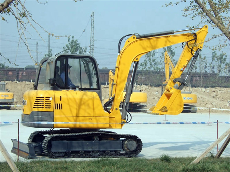 XCMG 8 Ton Small Excavators XE85D Chinese Cheap Crawler Excavator Digger Machine For Sale