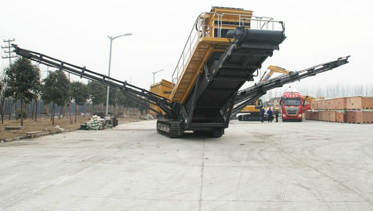 XCMG Official Mining Machinery 205 HP Mobile Screening Plant Mobile XFT1860 For Sale