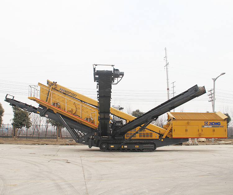 XCMG Mobile Jaw Crusher132 HP Plant Screening XFY1561 For Sale