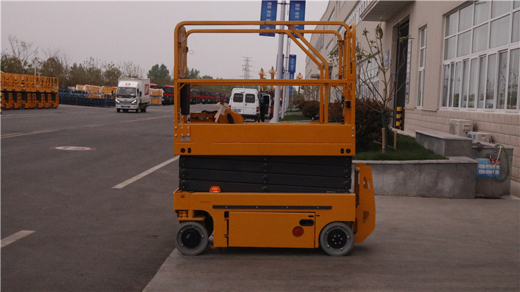 XCMG electric small 8m scissor lift platform XG0807DC price