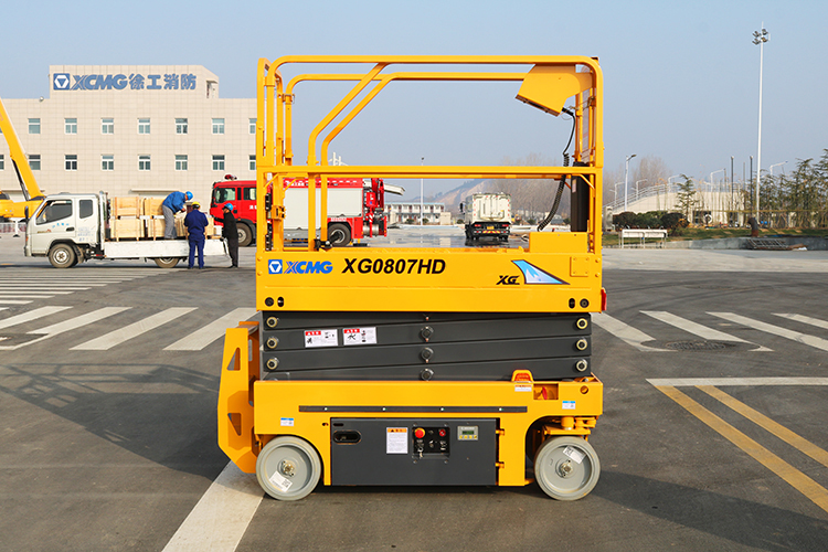 XCMG official 8m small self-propelled scissor lift XG0807HD China electric aerial working platform for sale