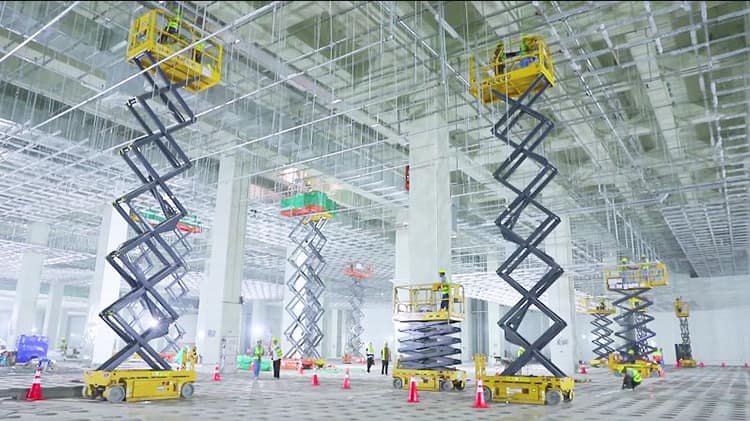 XCMG official 12m hydraulic scissor lift XG1212HD China electric aerial work equipment price
