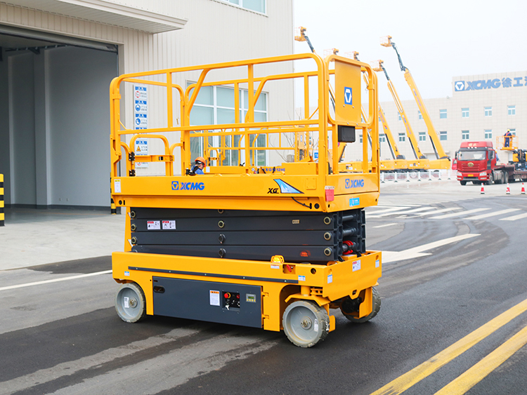 XCMG official 10m hydraulic scissor lift XG1008HD mobile lifting work platform equipment price