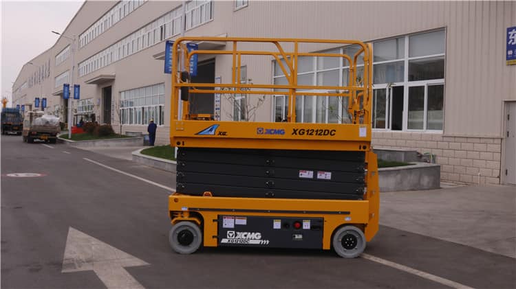 XCMG official manufacturer 12m electric scissor lift table XG1212DC mobile machine for sale