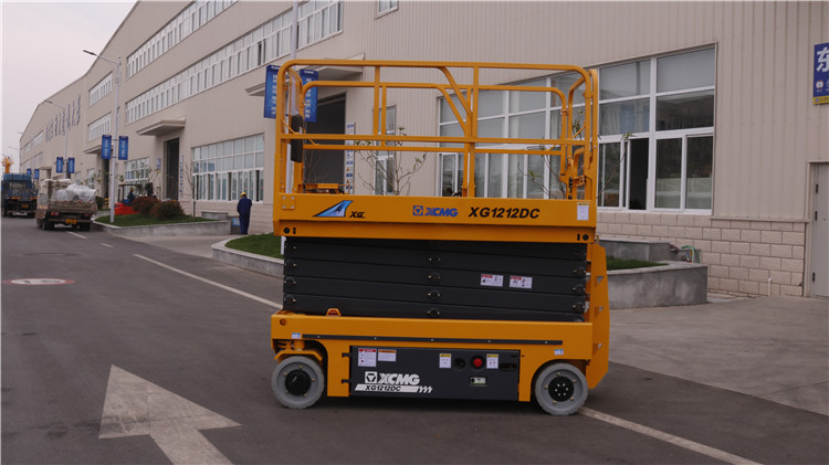 XCMG 12m electric scissor lift work platform XG1212DC for sale