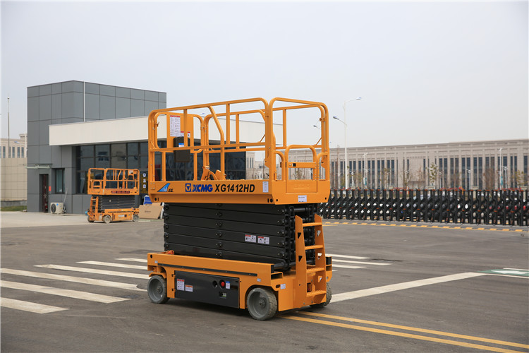 XCMG Manufacturer XG1412HD Brand New 14m Hydraulic Self Propelled Scissor Lift for Sale