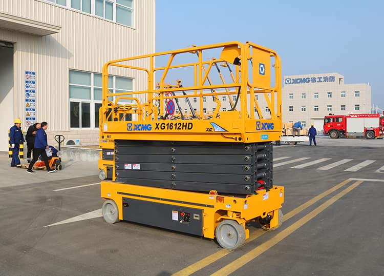 XCMG official 16m self-propelled hydraulic scissor lift XG1612HD aerial work platform equipment price for sale