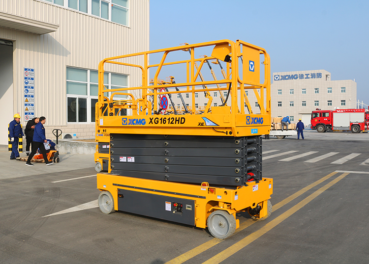 XCMG 16m self propelled hydraulic scissor lift XG1612HD