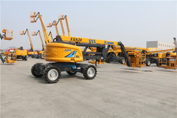 XCMG official 20m self-propelled articulated boom lift XGA20 mobile elevating work platform for sale
