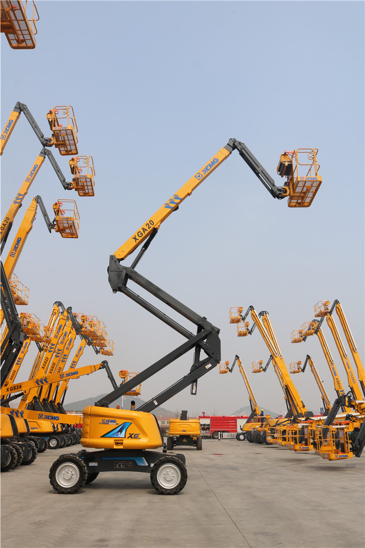 XCMG official 20m self-propelled articulated boom lift XGA20 mobile elevating work platform for sale