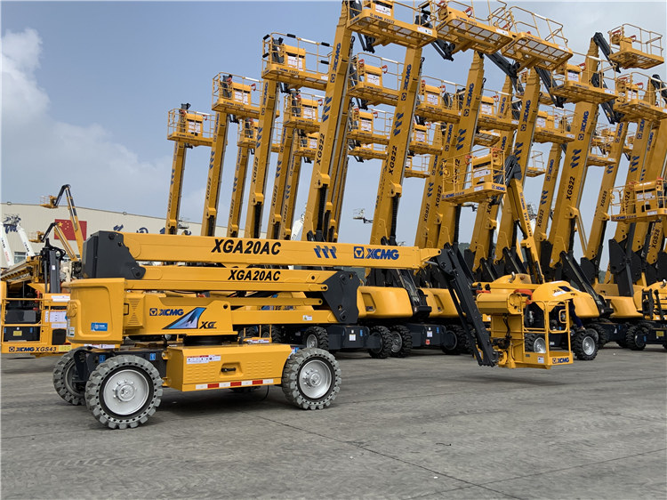 XCMG 20m articulated boom lift XGA20AC China new electric  mobile aerial work platform price