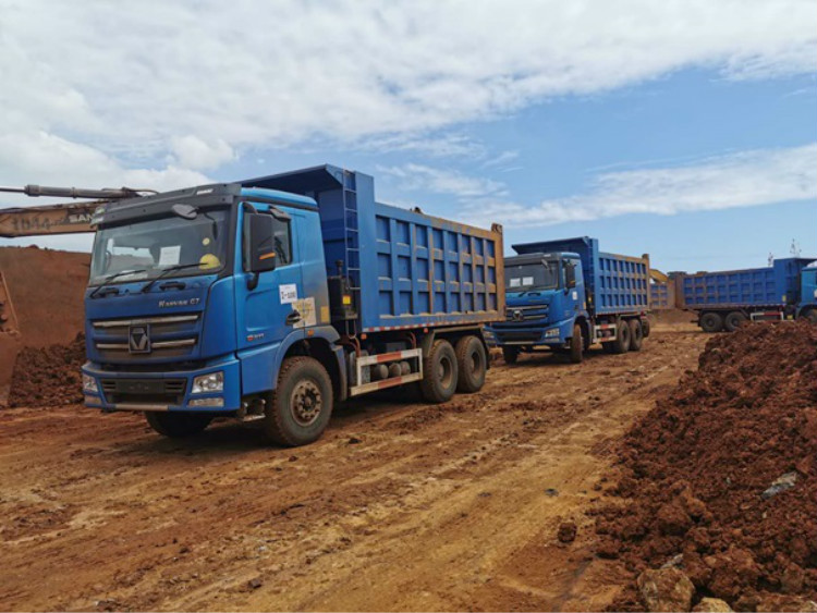 XCMG 371hp High Tip Dumper Trailer 42t 6*4 Hydraulic Dumper Big Trucks XGA3250D2WC For Cambodia Sale