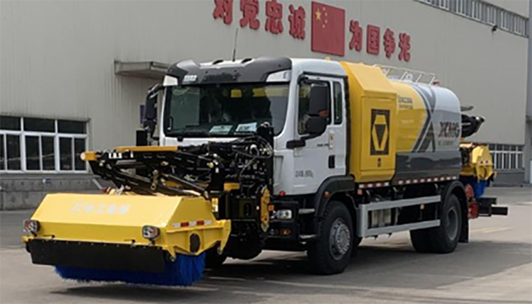 XCMG 4*2 truck cleaning machine XGH5180TXQZ6 China new cleaning trucks for tunnel and wall