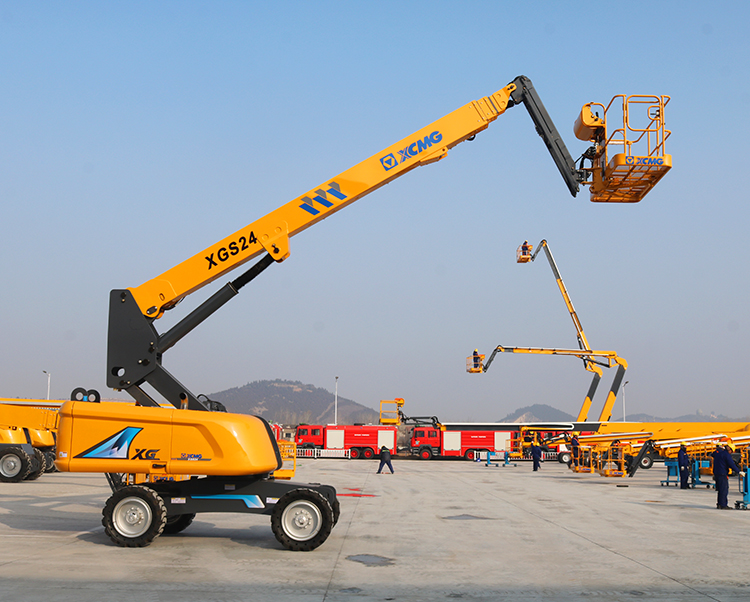 XCMG 24m China small self propelled telescopic boom lift XGS24