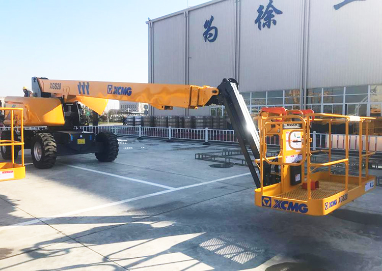 XCMG elevated lift XGS28 28m hydraulic telescopic boom lift