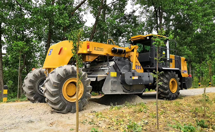 XCMG Manufacturer XLZ2303 Road Cold Recycler Asphalt Milling Machine ...