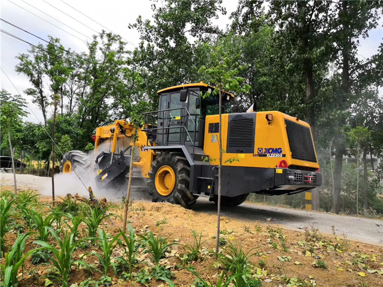 XCMG Road Construction Machine Soil Recycling 2.3 Meter Cold Asphalt Recycler XLZ2303 For Sale