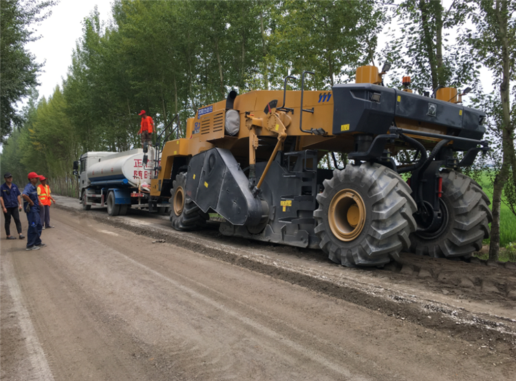 XCMG Road Construction Machinery 2.3 Meter Road Reclaimers Cold Recycler XLZ2303K For Sale