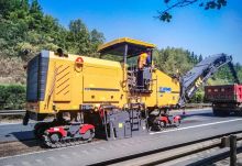 XCMG cold milling planer machine XM200K high quality 2m mini asphalt concrete road milling for sale