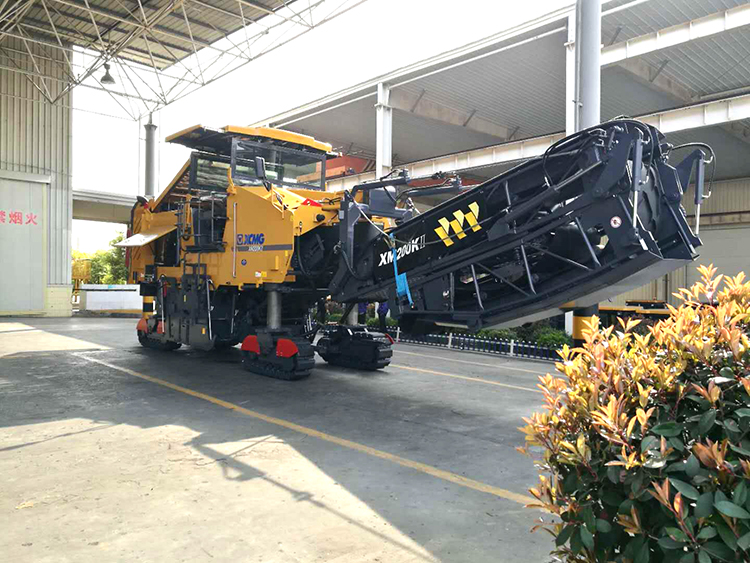 XCMG 2m XM200KII China small asphalt road milling machinery for sale