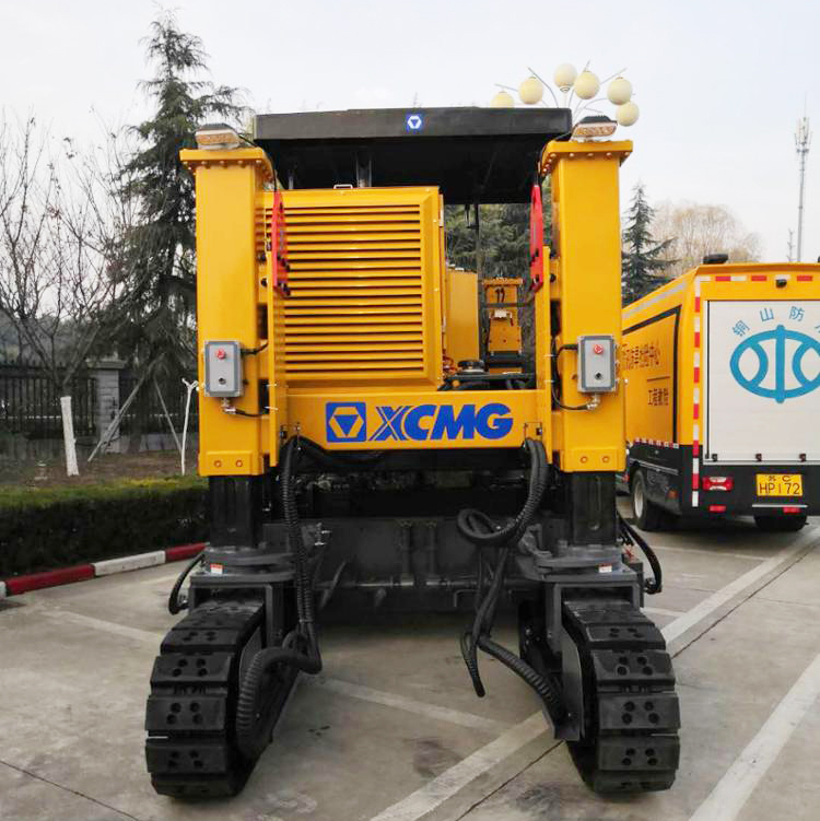 XCMG official concrete paver XMC-6500 slip form versatile road paving machinery price