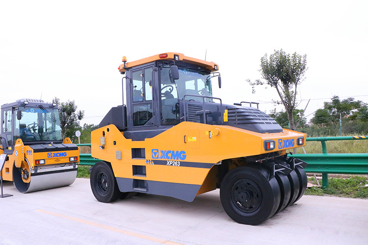 XCMG Official 26 Ton Asphalt Rollers XP263 Hydraulic Tire Roller Compactor for sale