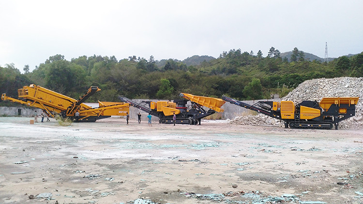 XCMG Mobile Vertical Shaft Impact Diesel Jaw Stone Machine Crusher XPL1000 With Cummins Engine Price