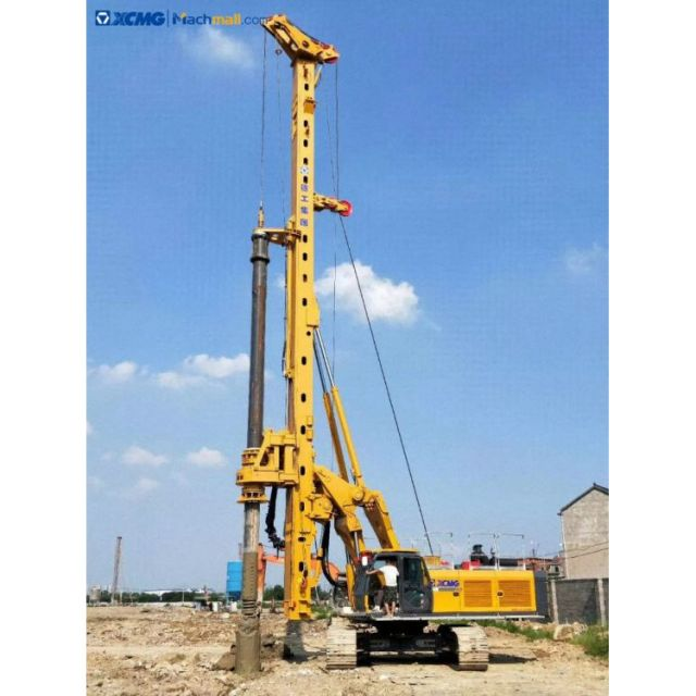XCMG XR120D small piling rig machine 120kn 44m rotary drilling rig for sale
