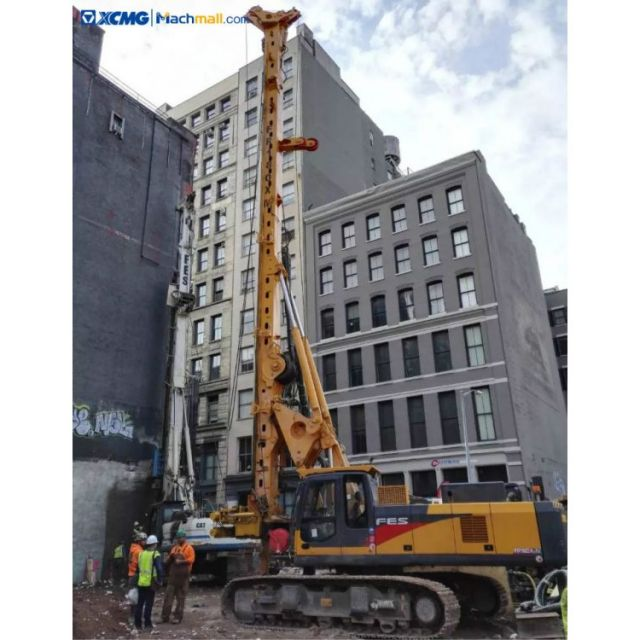 XCMG Maxmium 180KN Hydraulic Rotary Drilling Rig XR180DII Machine Price
