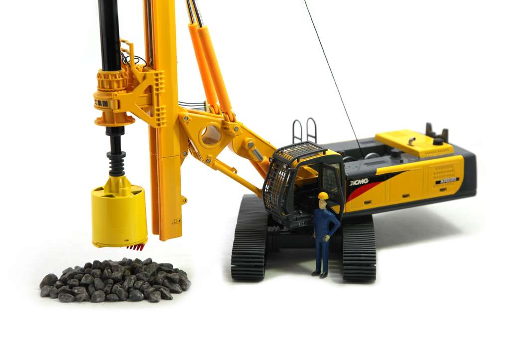 XCMG Rotray Drilling Rig XR220 Model (1:35)