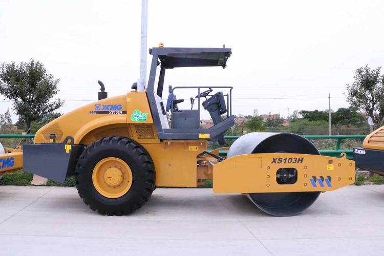 XCMG 10 ton vibratory road roller XS103H earth compactor machine road roller for sale