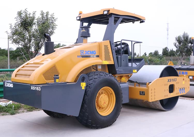 XCMG Official XS163 16 Ton Single Drum Vibratory Road Roller with Low Price