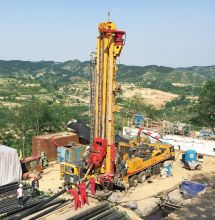 XCMG Official 500 Meter Water Well Drilling Rig XSC5/280  China Truck Mounted Water Well Drilling Rig for Sale