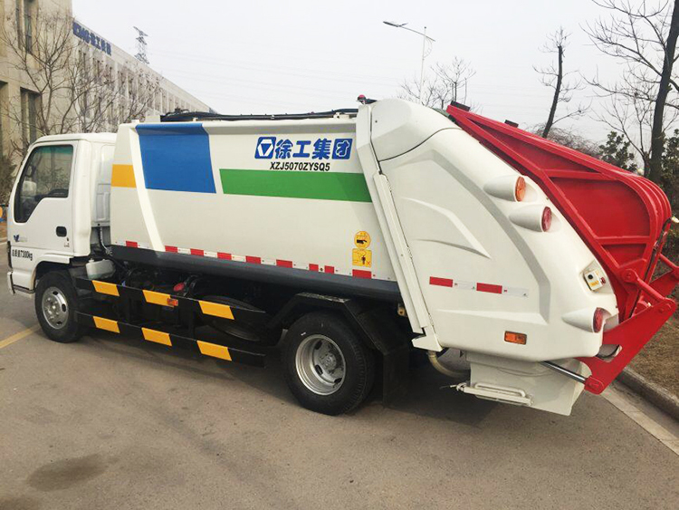 XCMG Official manufacturer 3ton 6m3 small compressed garbage compactor truck XZJ5070ZYSQ5 for sale