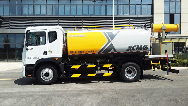 XCMG official sprinkler cleaning truck XZJ5161GQXD5 with high and low pressure water system price