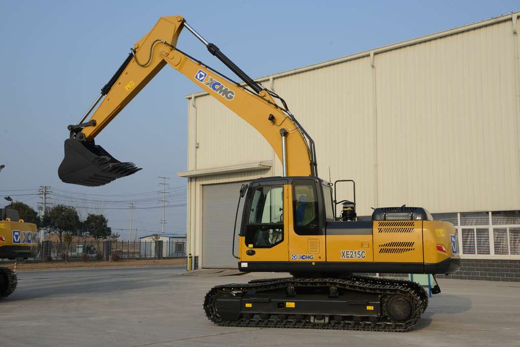 XCMG 20 ton XE215C Crawler Excavator